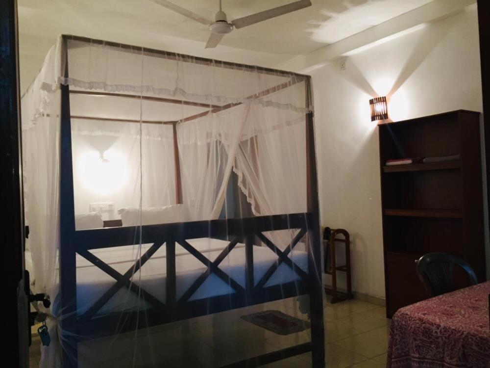Ameesha Guesthouse Unawatuna Ngoại thất bức ảnh