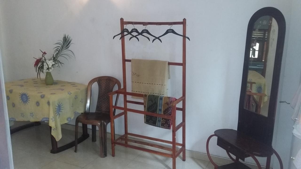 Ameesha Guesthouse Unawatuna Ngoại thất bức ảnh